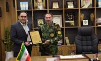 دیدار مدیرعامل شرکت با فرمانده قرارگاه منطقه‌ای شمالغرب نزاجا به مناسبت روز ارتش